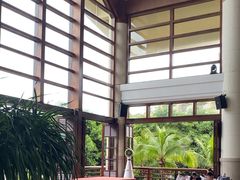 -亚龙湾喜来登·美景台大堂吧