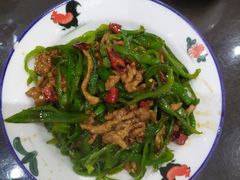 -一撮毛美食城(全力一路店)