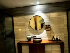 -鼎族怡华·指压·经络·疗愈SPA(紫荆店)