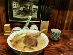 地狱肥牛拉面-石屋料理(南京西路店)