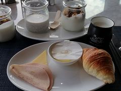 -锦厨国际自助餐厅 · 云端景观 (昆明索菲特大酒店)