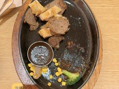 -摩欧客意式餐厅(高新活力汇店)