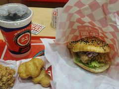 -塔斯汀中国汉堡(中骏世界城)