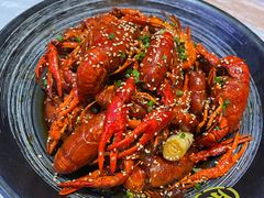 -肥肥虾庄·金牌油焖大虾(首义路店)