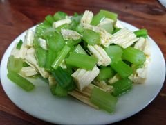 -宝瑞门钉肉饼店