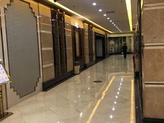 -深圳君逸国际酒店(龙岗横岗塘坑地铁站店)