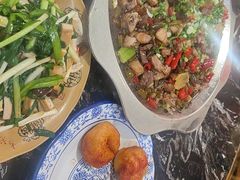 -廖哥泡椒兔(峨眉店)