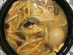 -小蛮妞家螺蛳粉(凯旋路店)