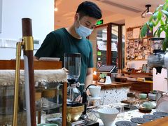 -Line 咖啡(石厦花园店)