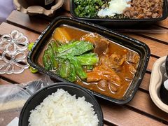 老广菠萝冰美式-CowCow其其·牛杂咖啡公司(六运店)