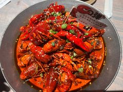 -巴厘龙虾·榜首油焖大虾(音乐学院·沿江酒馆店)