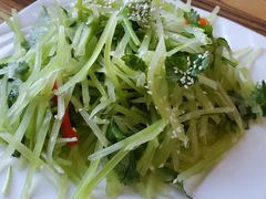 -溢心园香河肉饼总店
