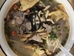 牛肉螺蛳粉-丽丽三鲜螺蛳粉(田林路店)