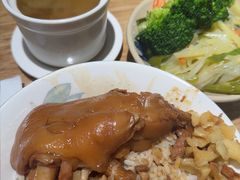 -红猪卤肉饭(大西洋美食城店)