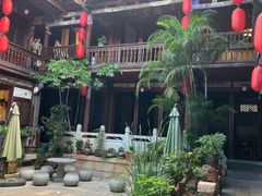 -香满楼.建水老宅院