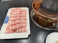 -楼外楼大刀肉传统火锅(西安大路店)