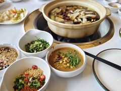 -天宜隆蘑菇宴火锅(石景山旗舰店)
