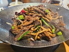 干锅鹿茸菇-食鸡公社辣子鸡·潍坊菜·烧烤