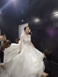 -拉瑞娜LaReine婚纱礼服高级定制
