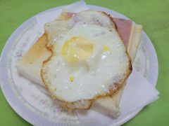 芝士火腿蛋多士-胜利茶餐室