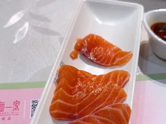 -四海一家自助餐(益田假日广场店)