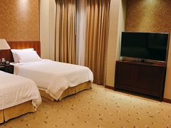 -汕尾巴黎半岛酒店