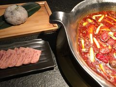 -湊湊火锅·茶憩(杭州湖滨银泰in77店)