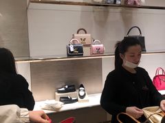 -LV路易威登(德基广场店)