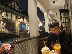 -星巴克臻选(成都宽窄巷子店)