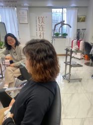 -镁连社·美联社
