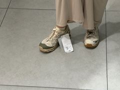 -SALOMON萨洛蒙(长沙国金街店)