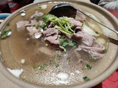-冯烫烫跷脚牛肉·川菜小馆(武胜西街店)