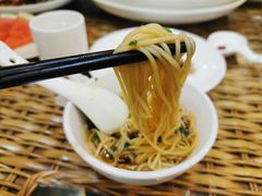 -老季市·三代非遗传承·地标美食老汁鸡(工农路店)