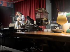 -三两三民谣咖啡清吧