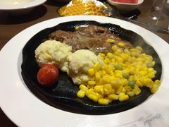 -豪客来牛排(空港华联店)
