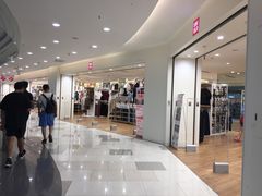 -优衣库(上海虹口龙之梦店)