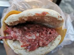 腊牛肉夹馍-杨天玉腊牛羊肉店