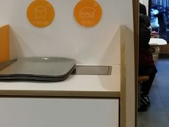 大堂-麦当劳(双榆树店)