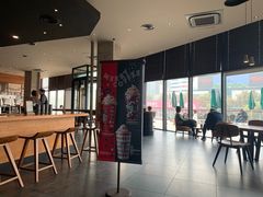 大堂-星巴克(潍坊泰华广场店)