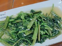 空心菜-龙泽园私房菜·地道南京味 ·招牌大鱼头(油坊桥店)