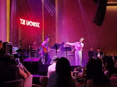 -TZ House音乐现场(来福士中心店)