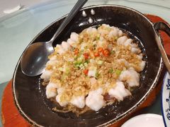 红杏蒜香虾-红杏酒家·地道川菜(一品天下店)