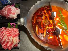 -湊湊火锅·茶憩(杭州湖滨银泰in77店)