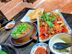 -乐山食古香跷脚牛肉