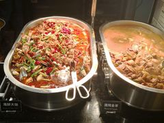 -领鲜活海鲜榴莲自助火锅(东门店)