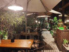 露天位-胡桃里音乐酒馆(东区店)