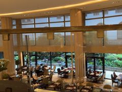 -Salon de Ville浦江汇(上海外滩华尔道夫酒店店)