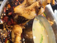 -蛙两只美蛙鱼头火锅(恒茂店)