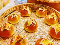 -红星前进面包牛奶公司(君太店)