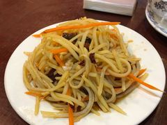 拌土豆丝-玫瑰红烤羊排(北新桥三条店)